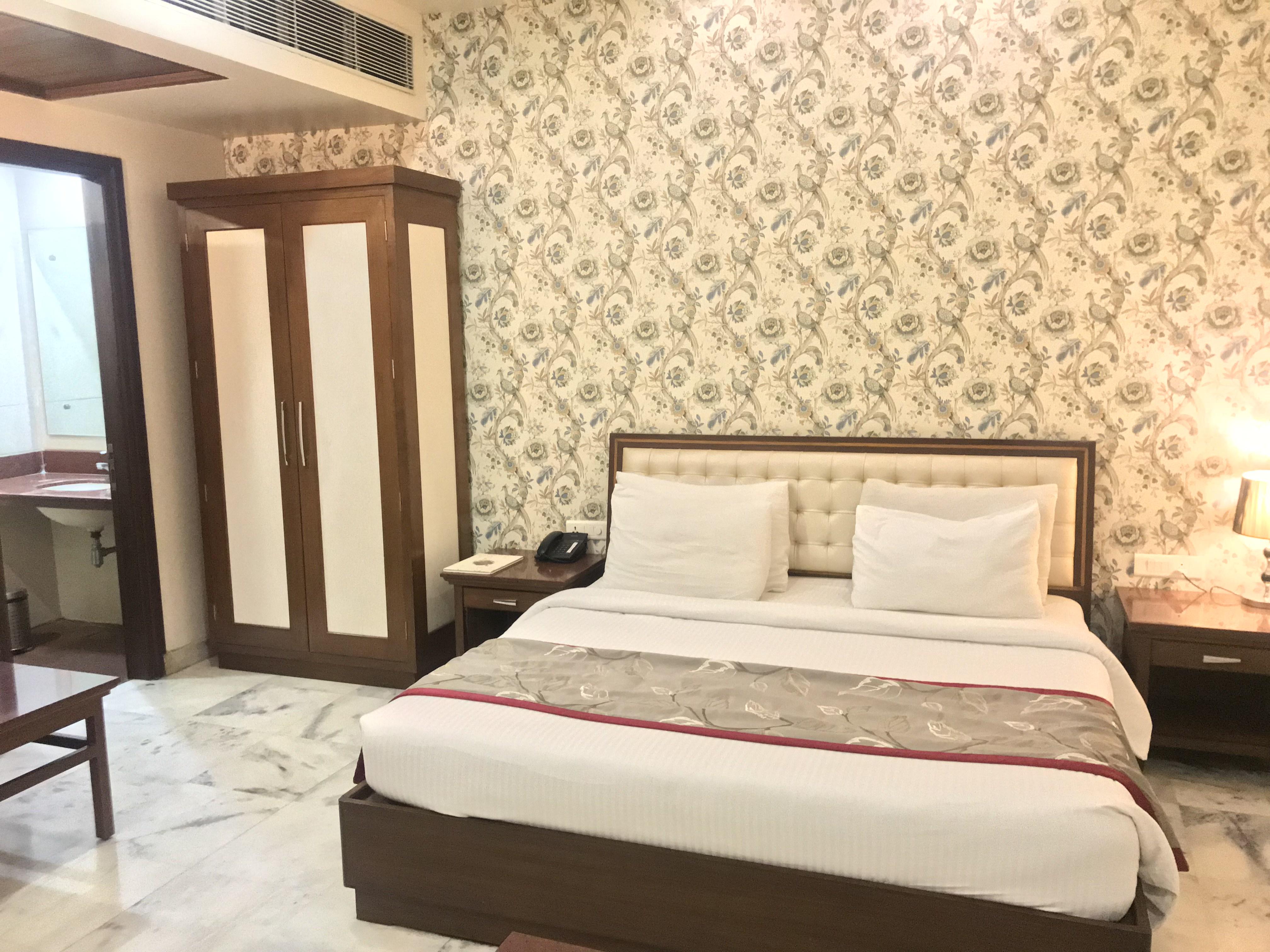 Hotel Leela Grande Karnāl Εξωτερικό φωτογραφία