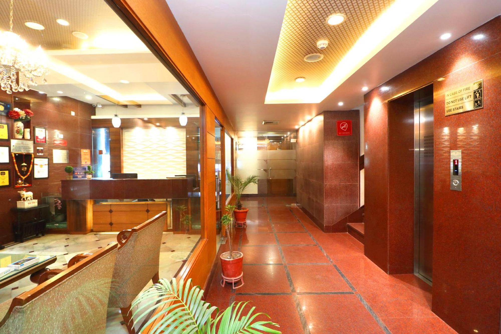 Hotel Leela Grande Karnāl Εξωτερικό φωτογραφία